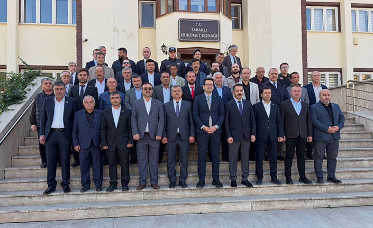 Kaymakam Turgay Tarik Muhtarlarla Sohbet Etti