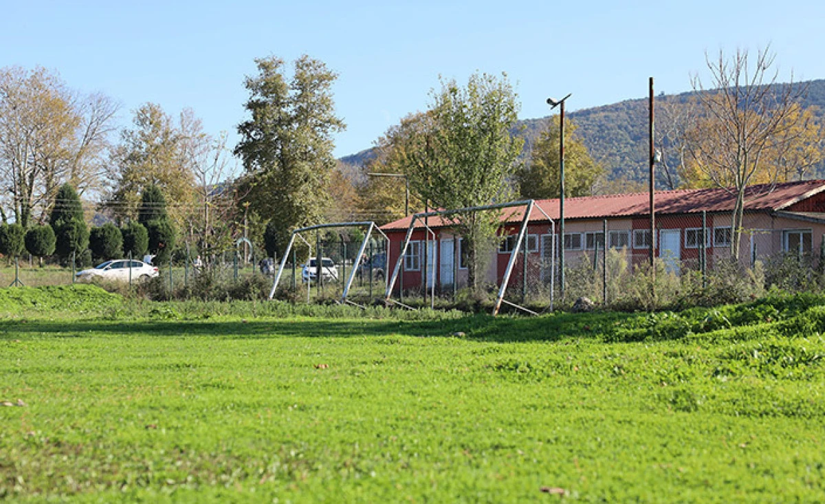 Kurtk&ouml;y&rsquo;e FIFA standartlarında futbol sahası inşa edilecek
