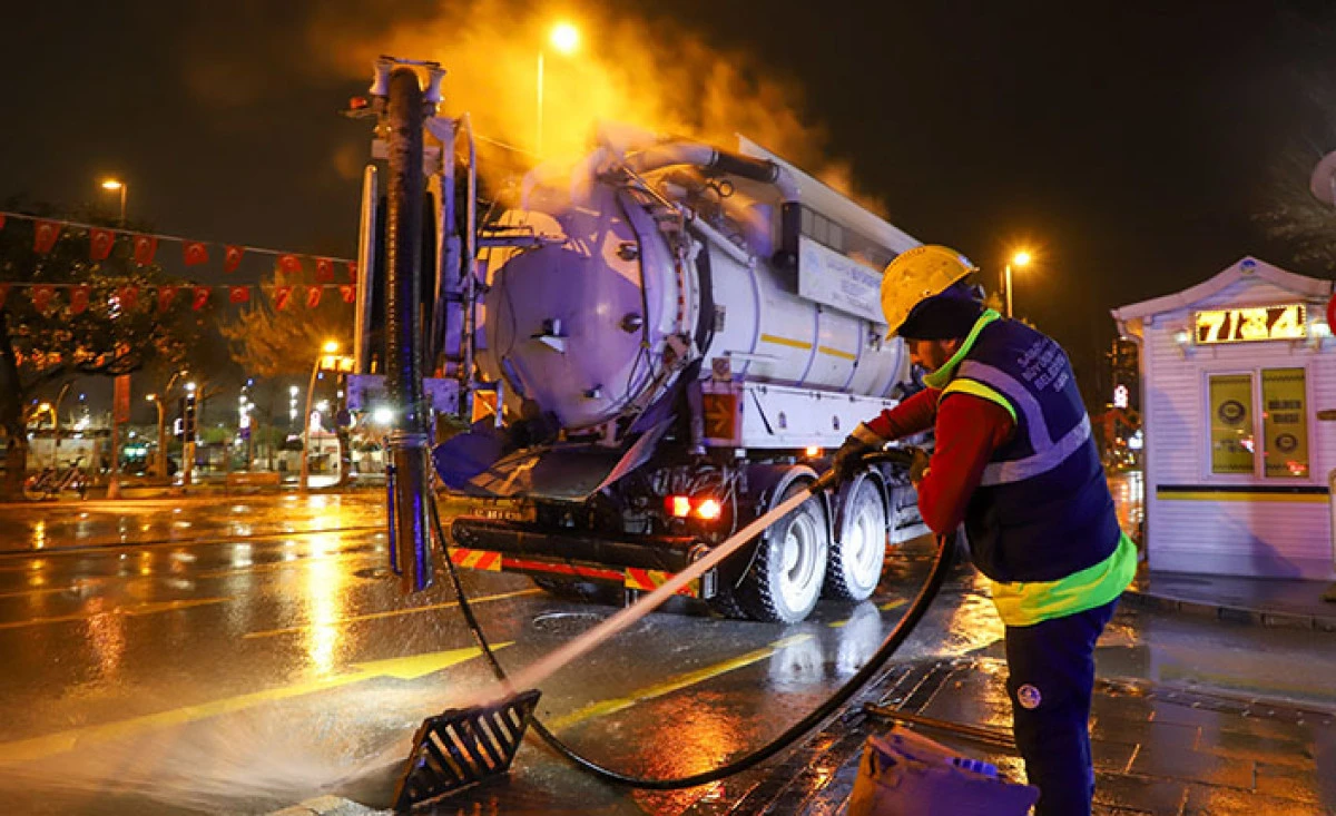 Kuvvetli Yağış G&uuml;&ccedil;l&uuml; Altyapı Sistemi Ve Anında M&uuml;dahale İle Kaynaklara İletildi