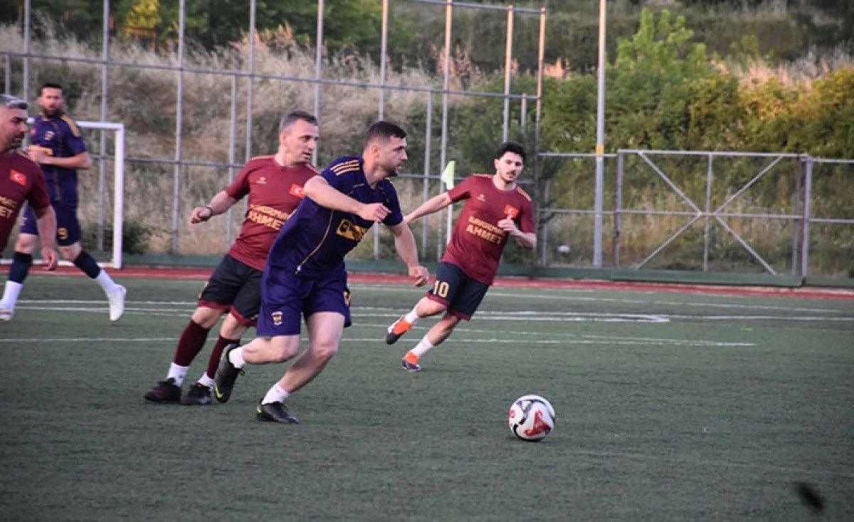 Meraklı Fındık, Yarıca Mahallesi&rsquo;ni 2 Golle Ge&ccedil;ti
