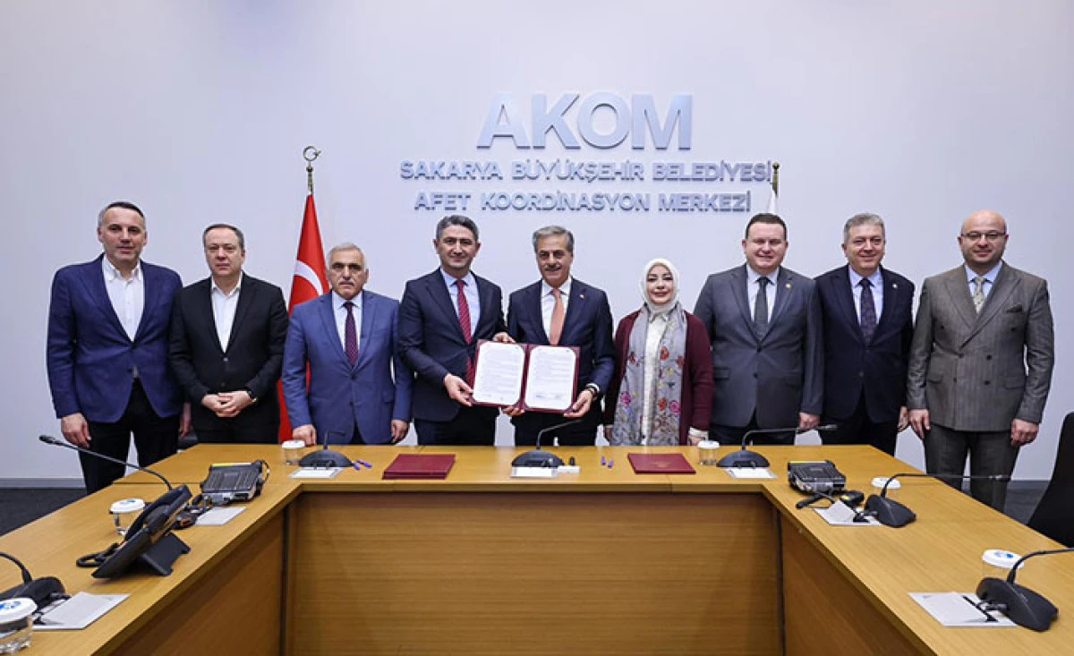 Mollak&ouml;y Kano K&uuml;rek Parkuru, Millet Bah&ccedil;esi Ve Su Parkı İ&ccedil;in İmza Atıldı