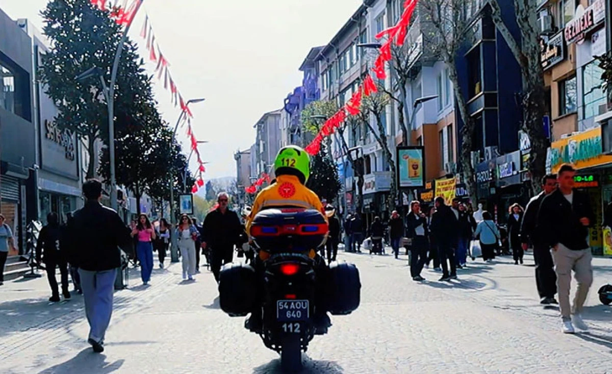 Motorlu Ambulans Ekibi G&ouml;reve Başladı