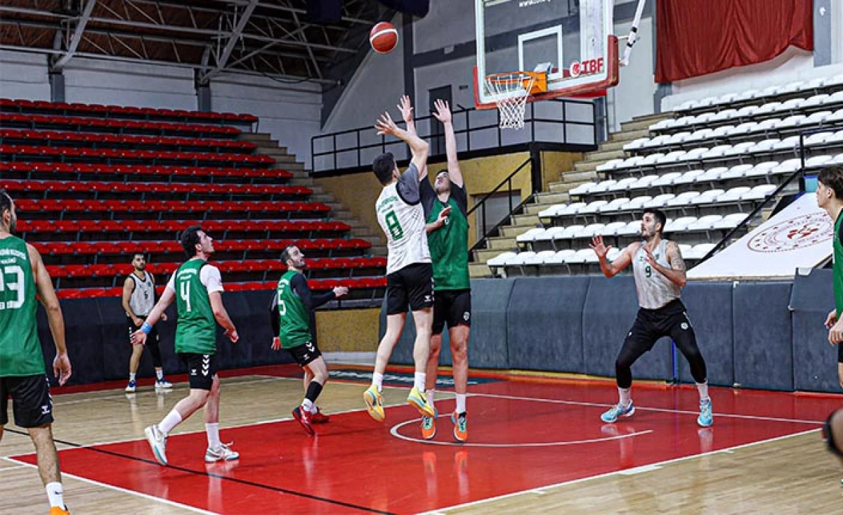 Namağlup Büyükşehir Keçiören’i Ağırlıyor