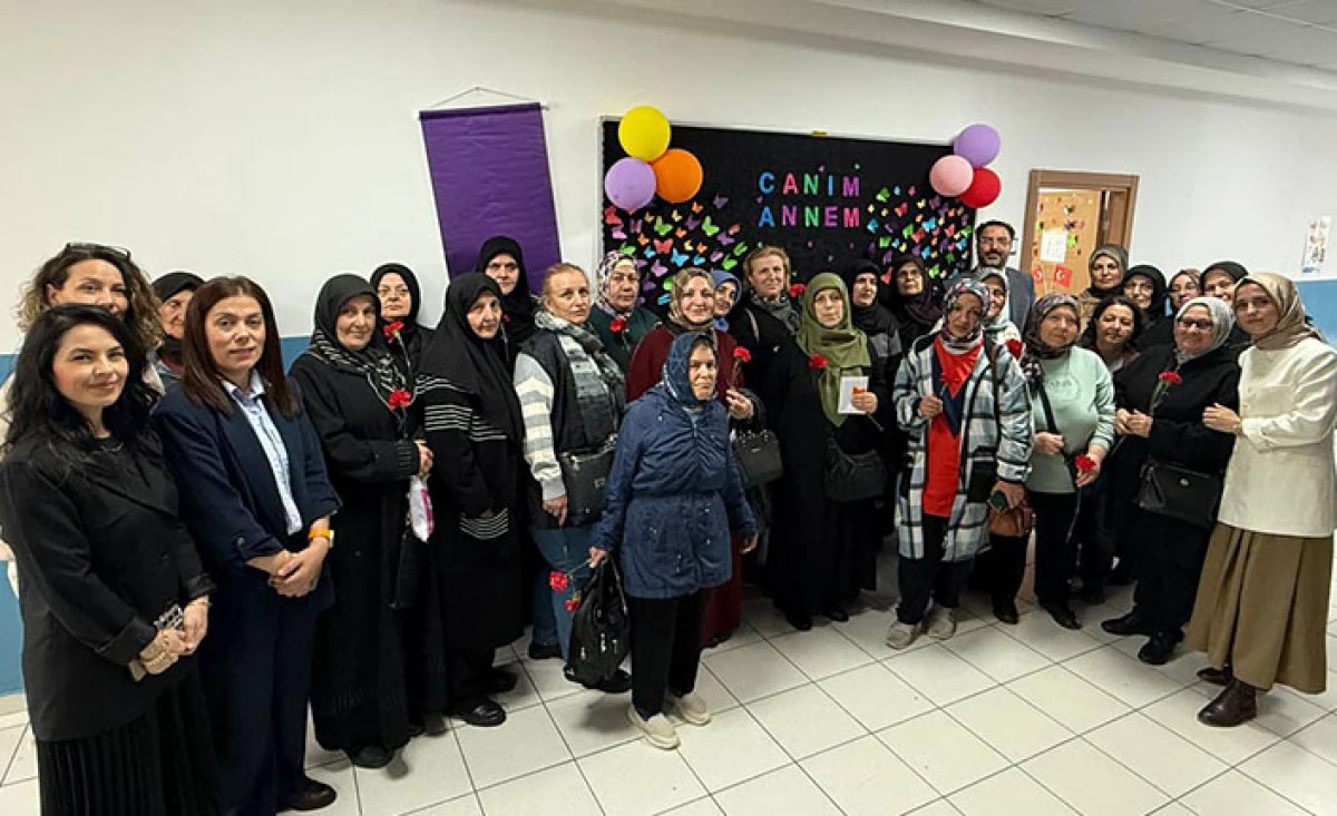 &Ouml;zel Gereksinimli Bireylerin Annelerine Anneler G&uuml;n&uuml; S&uuml;rprizi
