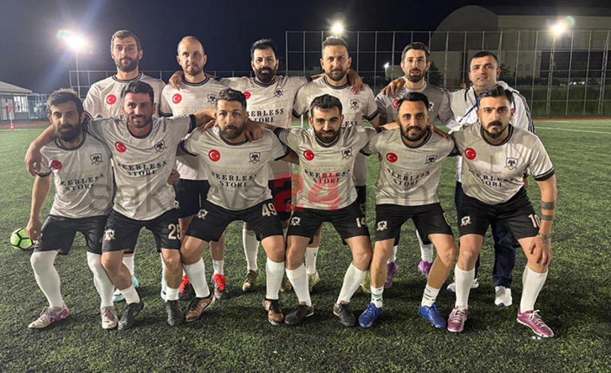 Peerles Store 3 Golle 3 Puan