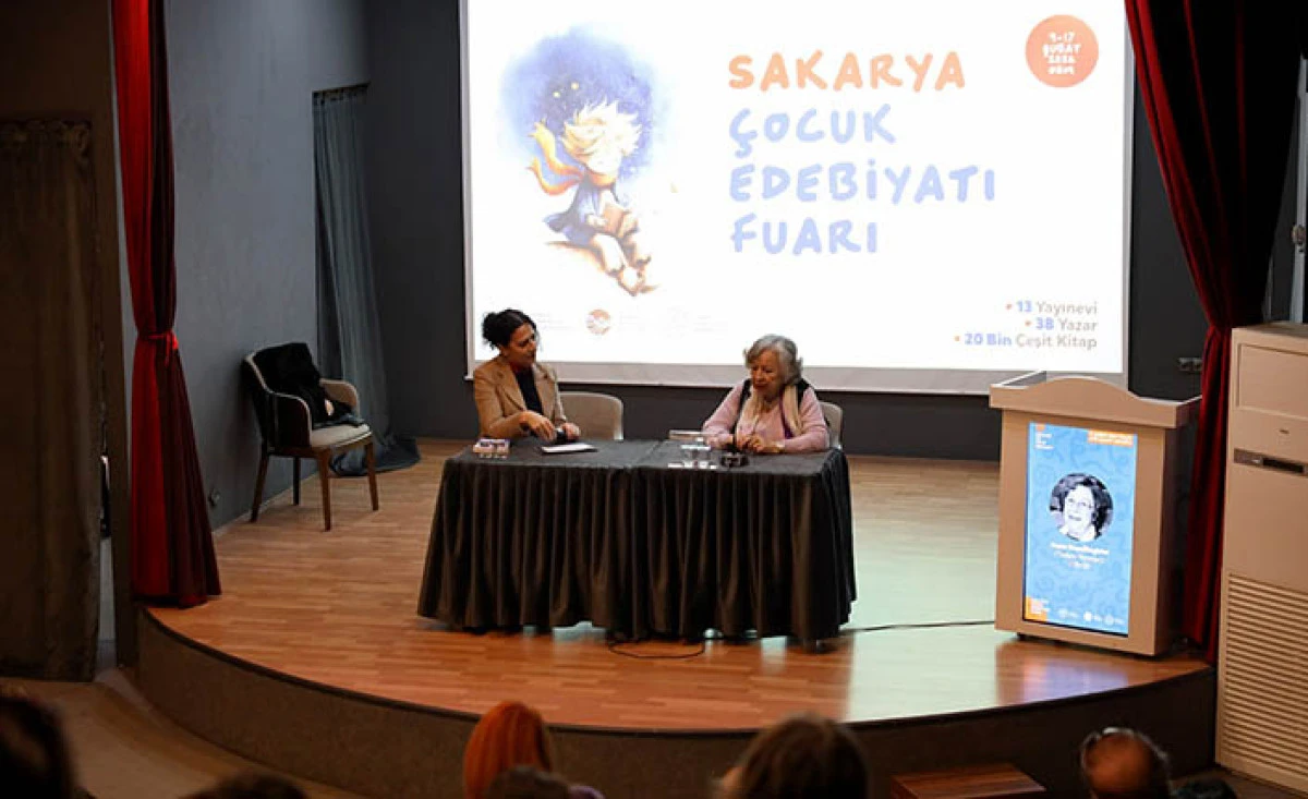 Sakarya &Ccedil;ocuk Edebiyatı Fuarı Hafta Sonunda Doldu Taştı