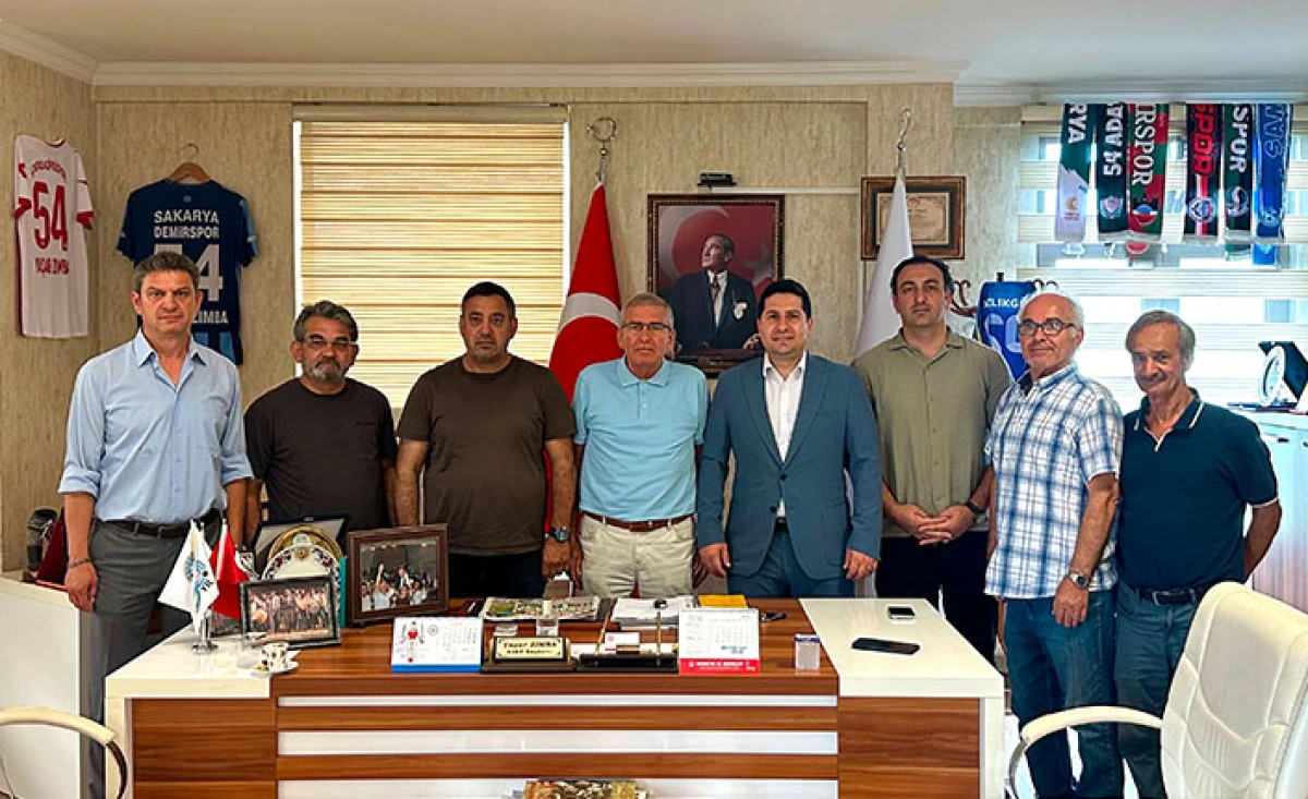 Sakarya İl Sağlık M&uuml;d&uuml;r&uuml; Do&ccedil;. Dr. Kayhan &Ouml;zdemir&rsquo;den ASKF&rsquo;ye Ziyaret