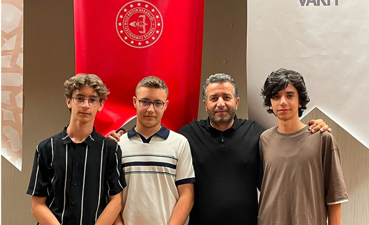 Sakarya&rsquo;dan TEKNOFEST 2026 T&uuml;rkiye Finallerine B&uuml;y&uuml;k Başarı: 14 Okul, 20 Proje
