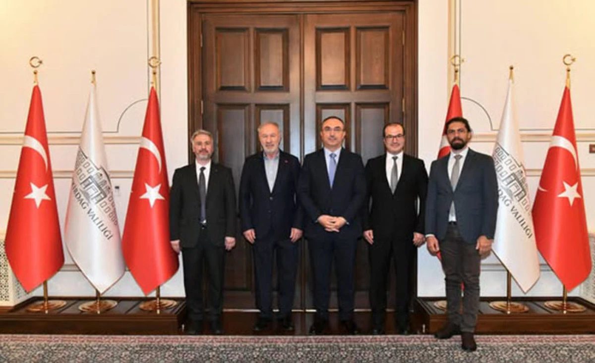Sakaryalılar Derneği&rsquo;nden Vali Soyt&uuml;rk&rsquo;e Taziye Ziyareti