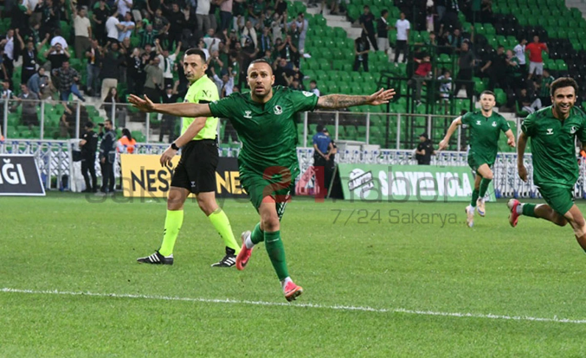 Sakaryaspor Evin&rsquo;de Adana 01 FK  2-0 ile Ge&ccedil;ti