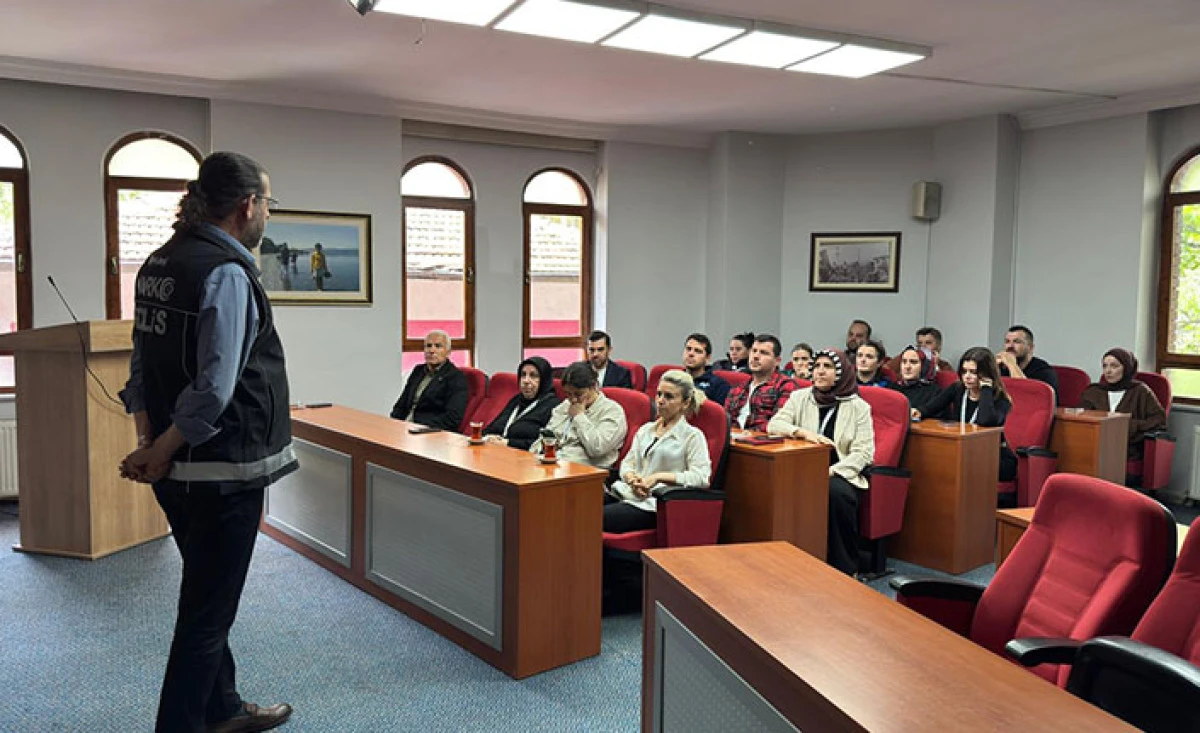 Sapanca Belediyesi Personeline Narkotik Farkındalık Eğitim