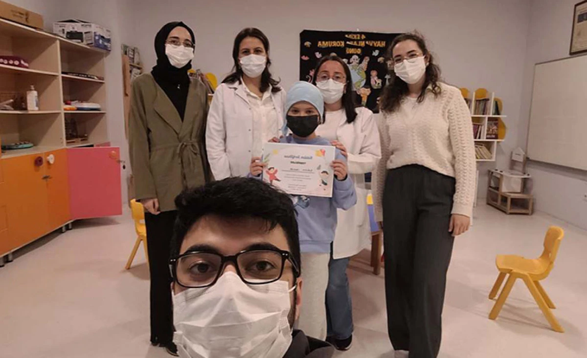 SAU Gönüllüleri Onkoloji Servisinde Çocuklara Umut Oluyor