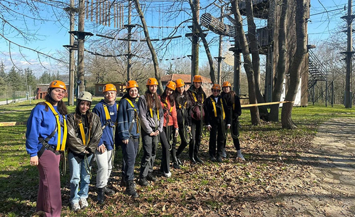 SA&Uuml;&rsquo;l&uuml; Gen&ccedil;ler Macera Park&rsquo;ta Kamp Deneyimi Yaşadı