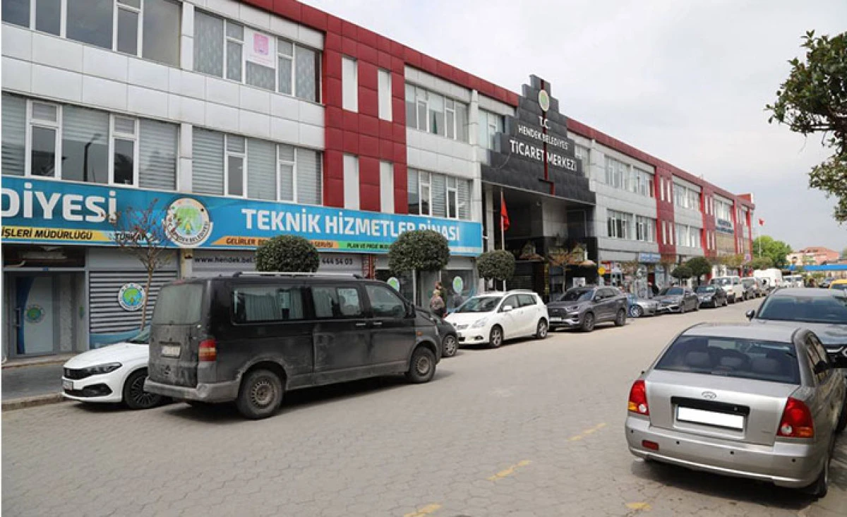 Semt Pazarı 25 Mayıs İtibariyle Ticaret Merkezinde Kurulacak