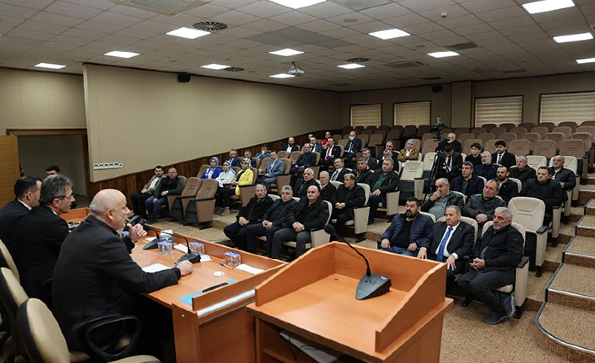 Şenol Din&ccedil; Muhtarlarla Buluştu