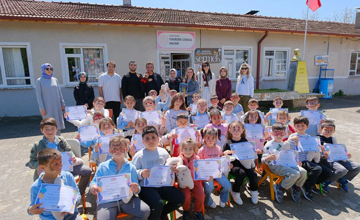 Serdivan Belediyesi &ldquo;24 Mahallede&rdquo; Etkinlikleriyle &Ccedil;ocukları Eğlence Ve At&ouml;lyelerle Buluşturuyor