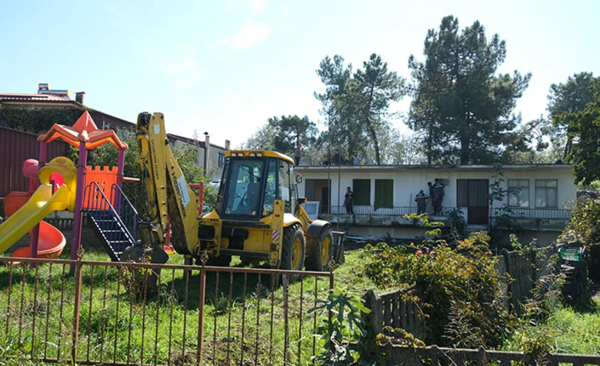 Serdivan&rsquo;da Yukarıderek&ouml;y K&uuml;lt&uuml;r Evi İ&ccedil;in D&ouml;n&uuml;ş&uuml;m Başladı