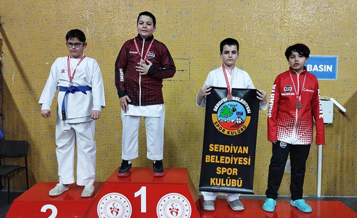 Serdivan&rsquo;ın Altın &Ccedil;ocukları Tatamiye Damga Vurdu: 25 Madalya!