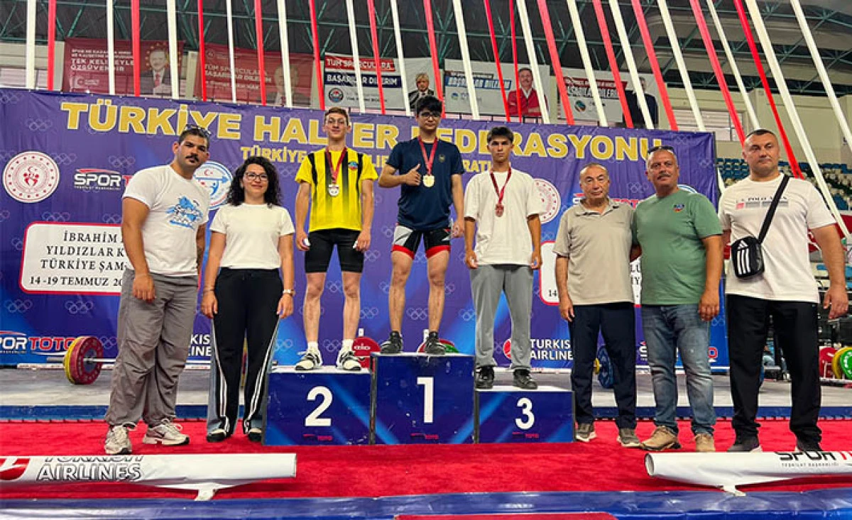 Serdivanlı Sporcu Emin Can Akdağ&rsquo;dan B&uuml;y&uuml;k Başarı