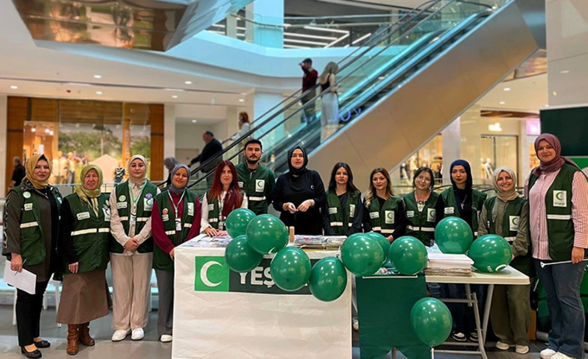 SUBÜ Genç Yeşilay Topluluğu Atölye Çalışmasındaydı