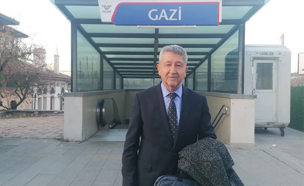 Tarih&ccedil;i Rıdvan Ş&uuml;k&uuml;r, ge&ccedil;en yıl &uuml;&ccedil; yeni kitap daha &ccedil;ıkardı 