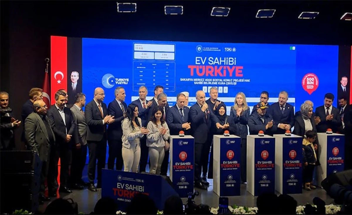 TOKİ&rsquo;nin Sakarya&rsquo;daki 6 Bin 633 Konutu İ&ccedil;in Kura &Ccedil;ekildi