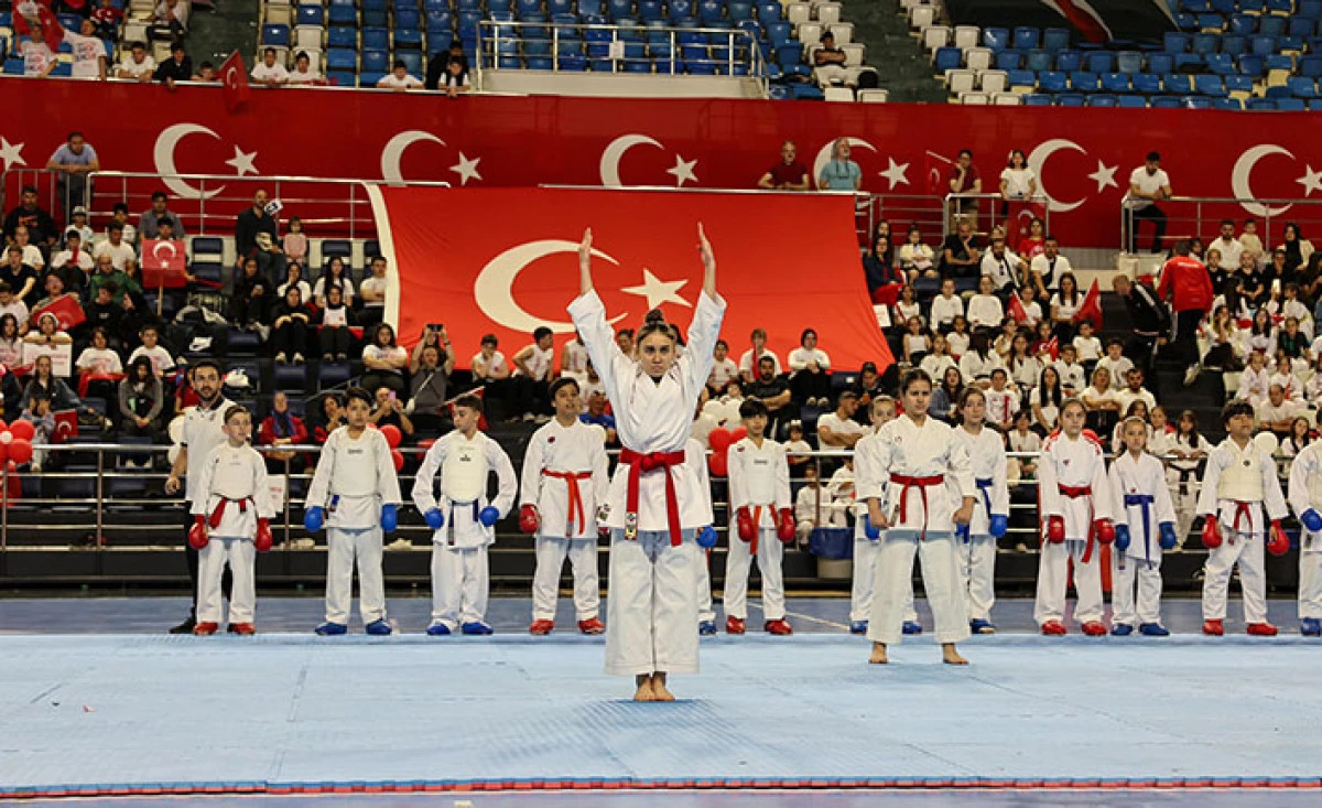 Tüm İmkânlarımızı Gençlerimiz İçin Seferber Etmeye Devam Edeceğiz