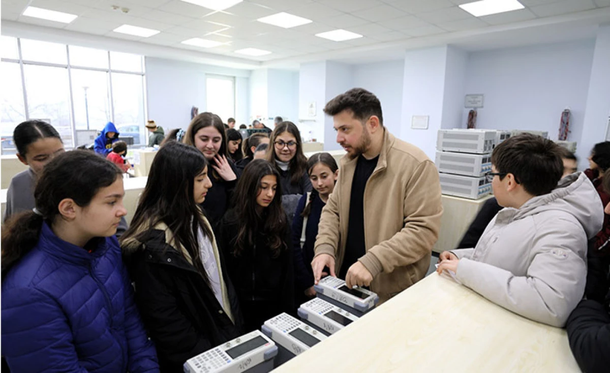 &Uuml;niversite Ortamını SUB&Uuml; İle Tanıdılar