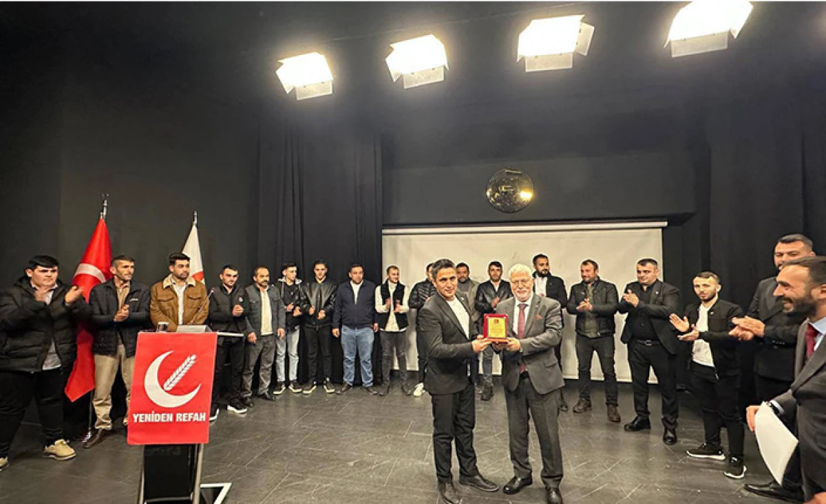 Yeniden Refah Taraklı Teşkilatına Başarı Belgesi